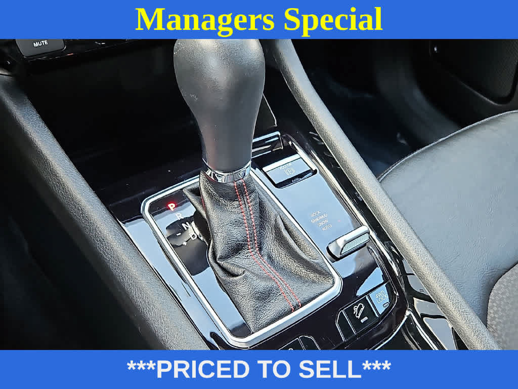 Used 2025 Jeep Compass Trailhawk AWD/4WD image 13