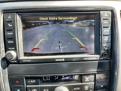 Used 2012 Jeep Grand Cherokee Laredo AWD/4WD image 24