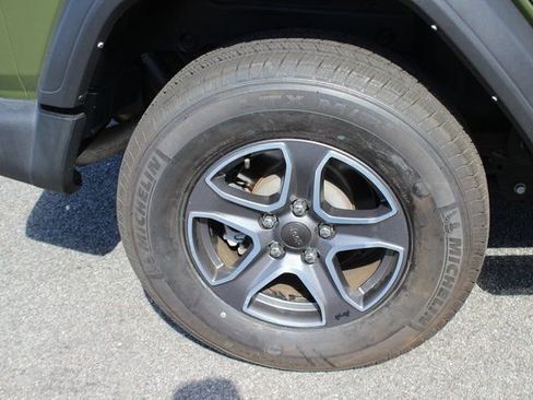 Used 2021 Jeep Wrangler Unlimited Sport image 32