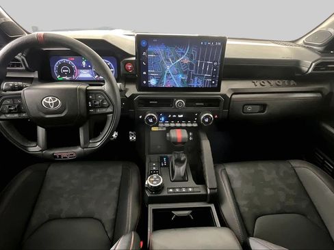 Used 2025 Toyota Tacoma TRD Pro AWD/4WD image 15