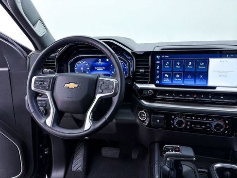 Used 2023 Chevrolet Silverado 1500 LTZ w/ LTZ Premium Package AWD/4WD image 6