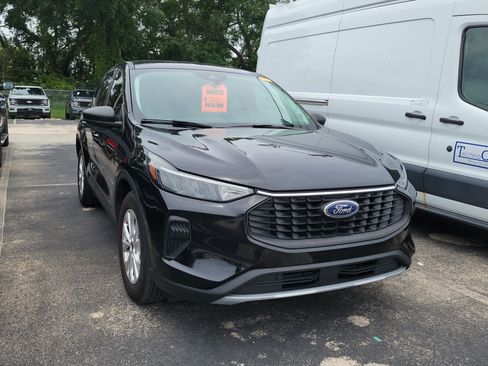 Used 2024 Ford Escape Active w/ Tech Pack #1 FWD image 6