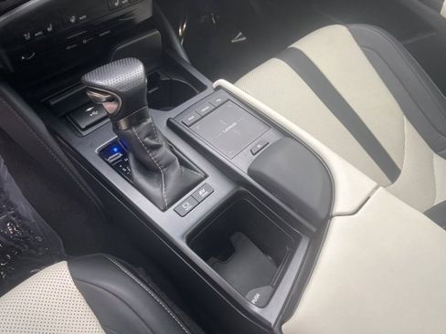 Used 2022 Lexus ES 300h F Sport image 23