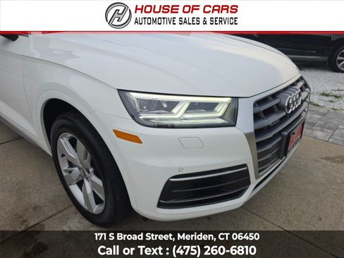 Used 2018 Audi Q5 2.0T Premium Plus w/ Premium Plus Package AWD/4WD image 11
