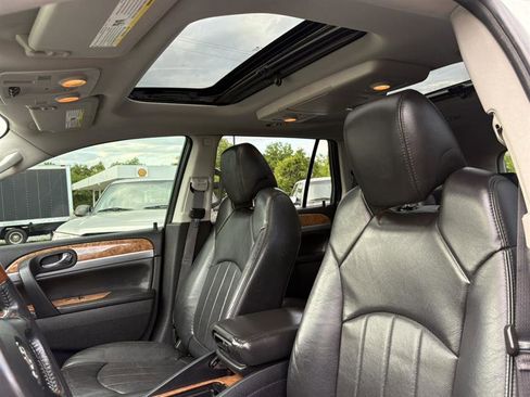 Used 2011 Buick Enclave CXL AWD/4WD image 9