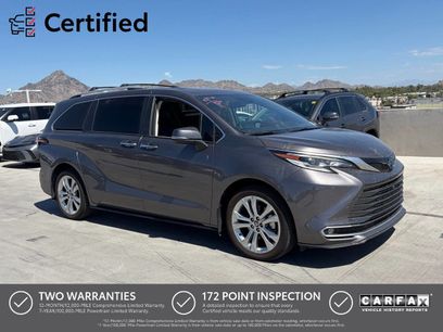 Used 2023 Toyota Sienna Platinum