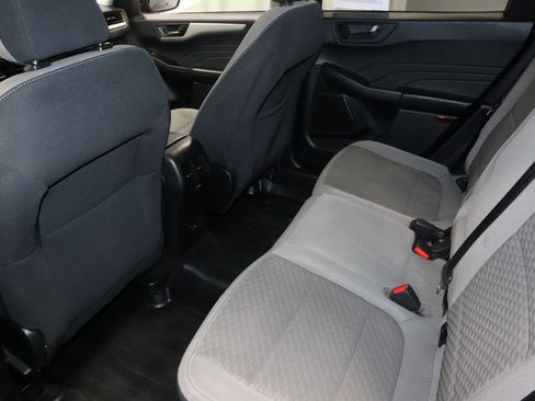 Used 2022 Ford Escape SE w/ SE Sport Appearance Package image 20