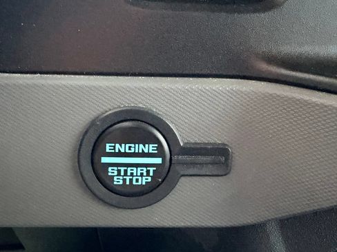 Certified 2022 Ford Bronco 2-Door AWD/4WD image 30