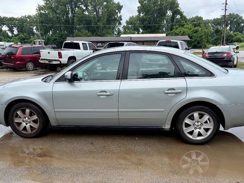 Used 2006 Mercury Montego Luxury FWD image 8