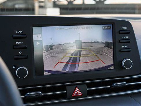New 2026 Hyundai Elantra Hybrid FWD image 26