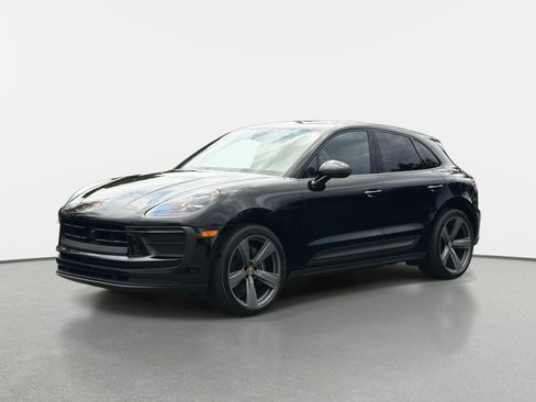 Used 2023 Porsche Macan AWD/4WD image 7