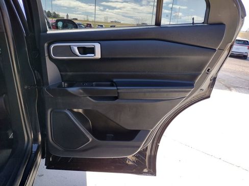 Used 2020 Ford Explorer XLT w/ Equipment Group 202A image 30