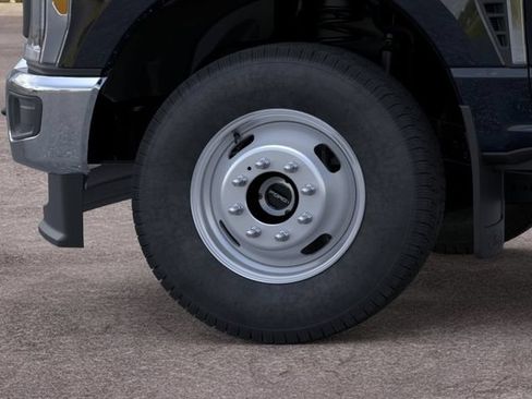 New 2026 Ford F350 XL AWD/4WD image 19