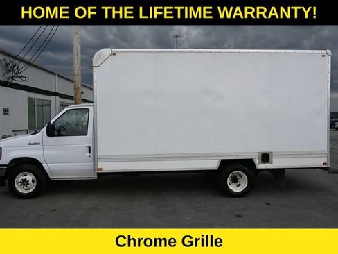Used 2024 Ford E-350 and Econoline 350 Super Duty w/ Power Windows & Locks Group RWD image 17