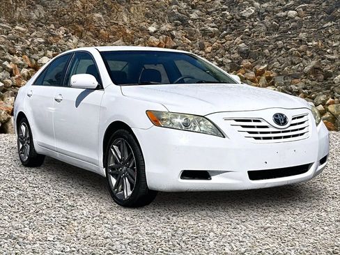 Used 2009 Toyota Camry CE image 10