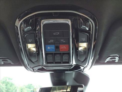 New 2024 Jeep Grand Wagoneer Series III w/ HD Trailer Tow Package image 20