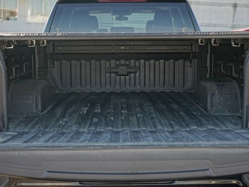 Used 2022 Chevrolet Silverado 1500 Custom Trail Boss w/ LPO, Dark Essentials Package image 9