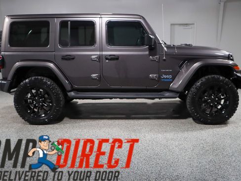 Used 2021 Jeep Wrangler Unlimited Sahara image 7