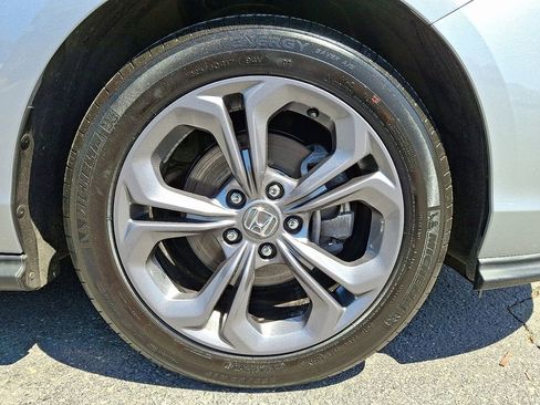 Used 2023 Honda Accord EX image 8