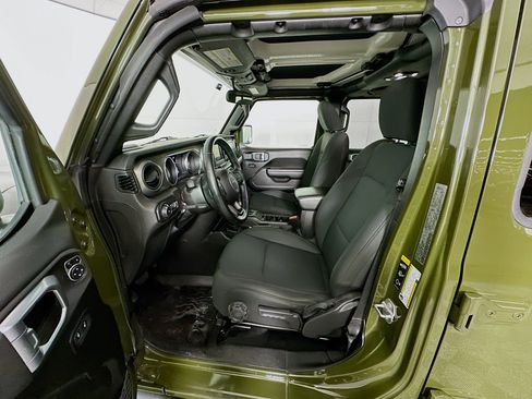 Used 2021 Jeep Wrangler Unlimited Sport AWD/4WD image 13