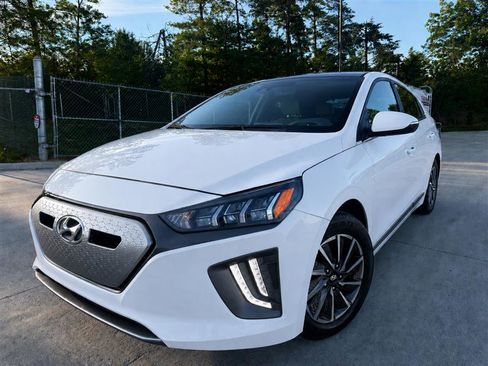 Used 2020 Hyundai Ioniq Limited FWD image 1