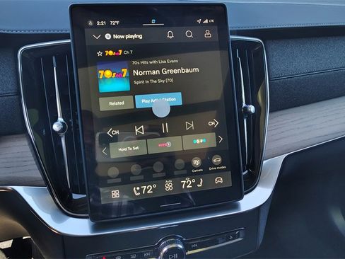 New 2026 Volvo XC90 B6 Plus w/ Protection Package Premier image 20