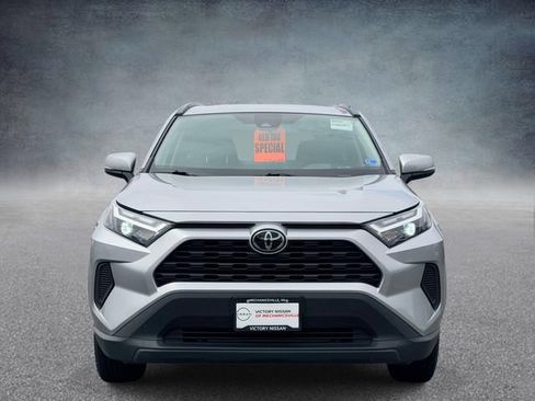 Used 2024 Toyota RAV4 XLE FWD image 6