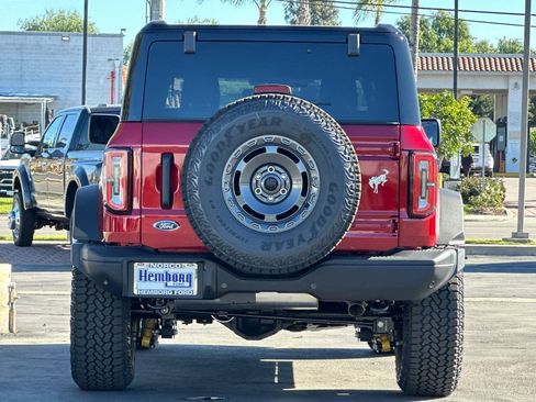 New 2025 Ford Bronco Badlands w/ Sasquatch Package image 5