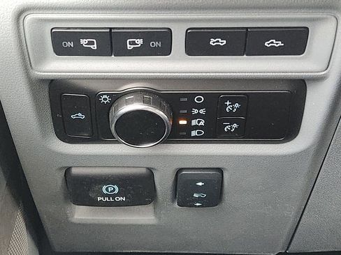 Used 2024 Ford F150 Lightning Flash image 33