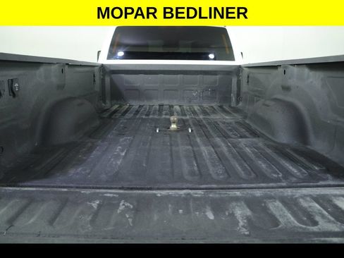 Used 2025 RAM 3500 Tradesman w/ Chrome Appearance Group AWD/4WD image 9