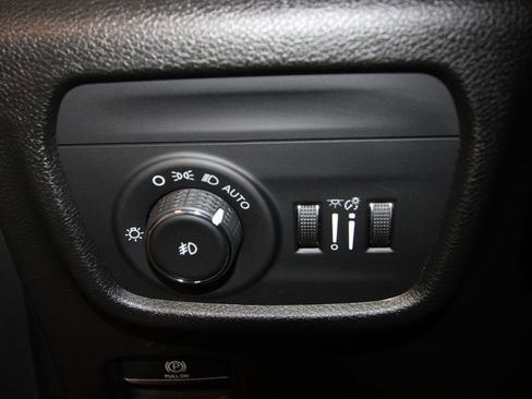 Used 2021 Jeep Grand Cherokee L Limited image 10