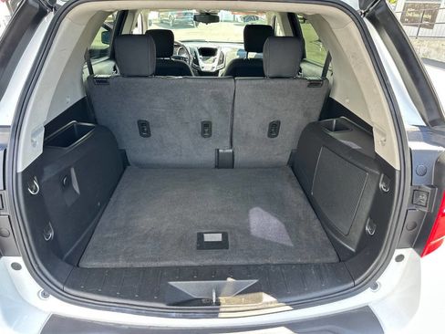 Used 2017 Chevrolet Equinox LS AWD/4WD image 18