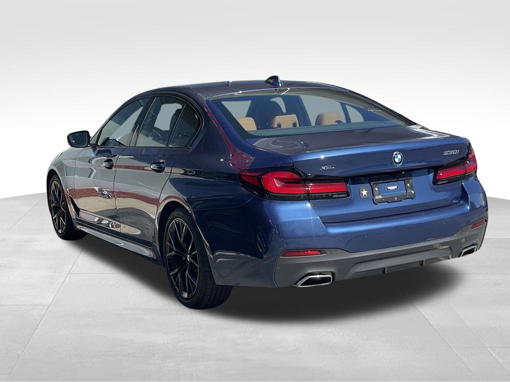 Used 2023 BMW 530i xDrive w/ M Sport Package AWD/4WD image 5