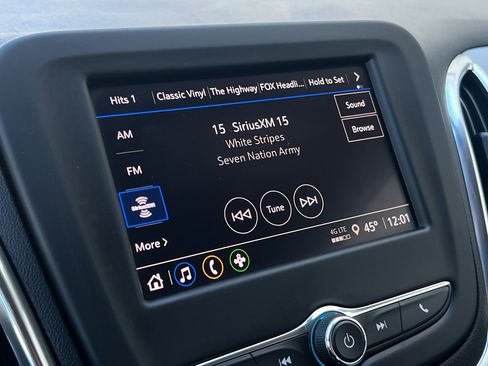 Used 2022 Chevrolet Equinox LT image 24