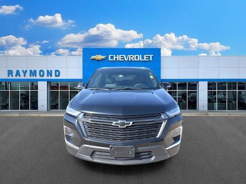 Used 2023 Chevrolet Traverse LT w/ Midnight/Sport Edition AWD/4WD image 8