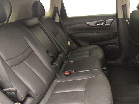 Used 2015 Nissan Rogue SL w/ SL Premium Package image 19