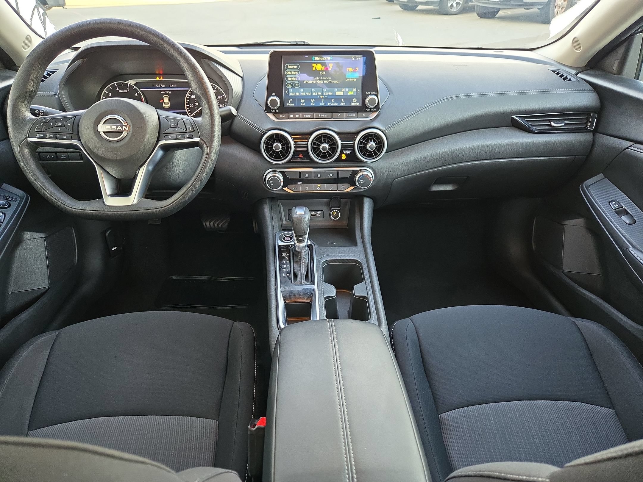 Used 2024 Nissan Sentra SV FWD image 10