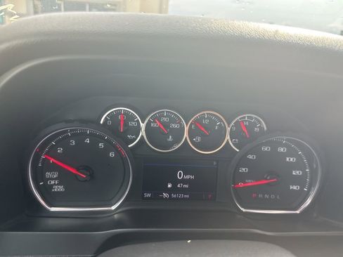 Used 2020 Chevrolet Silverado 1500 LT RWD image 18