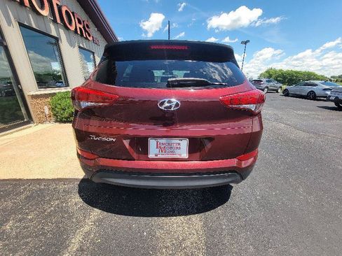 Used 2017 Hyundai Tucson SE w/ SE Popular Package 02 FWD image 6