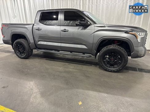 Used 2024 Toyota Tundra Limited image 2