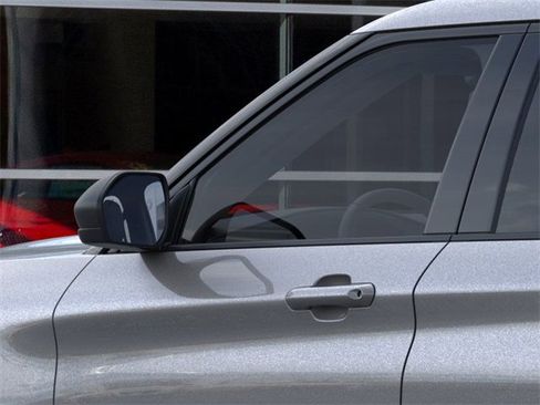 New 2025 Ford Explorer Active w/ Active Comfort Package image 20