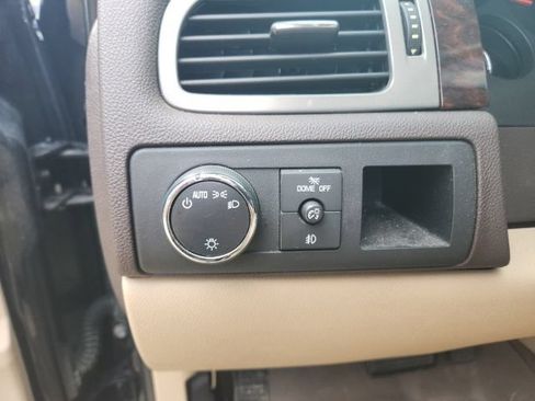 Used 2011 GMC Sierra 1500 Denali AWD/4WD image 25