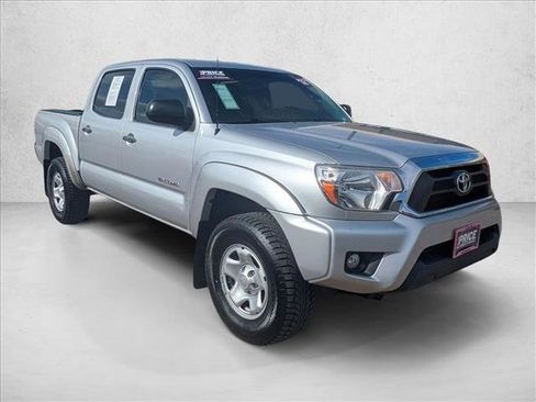 Used 2012 Toyota Tacoma PreRunner image 5