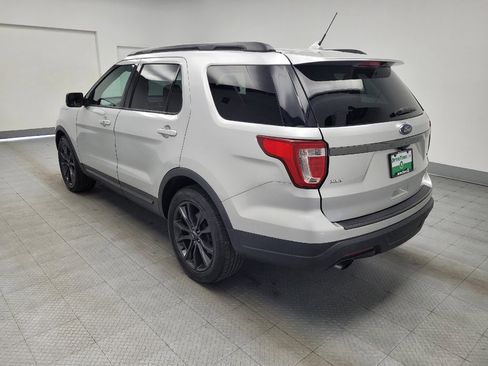 Used 2019 Ford Explorer XLT w/ Equipment Group 202A image 5