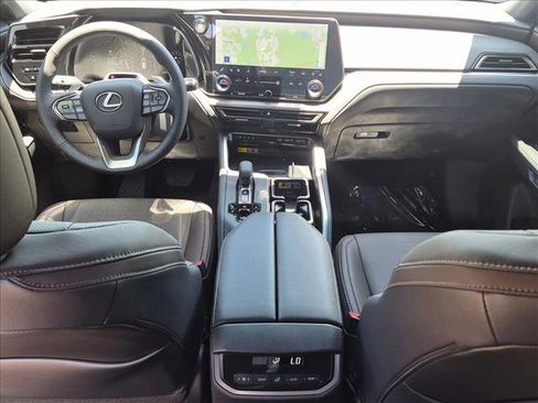 Used 2026 Lexus TX 350 AWD w/ Technology Package image 16