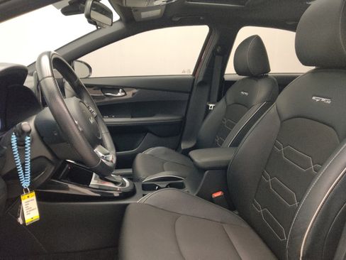 Used 2024 Kia Forte GT-Line w/ GT-Line Premium Package image 17