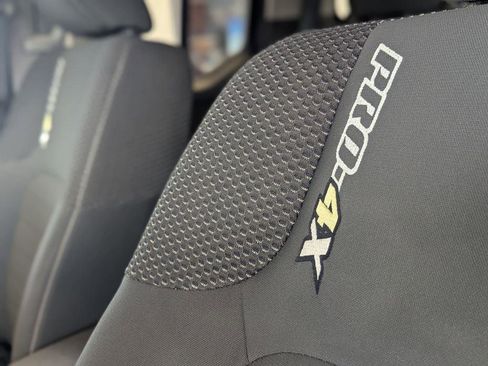 Used 2019 Nissan Frontier PRO-4X AWD/4WD image 14