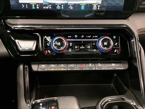 Used 2022 GMC Sierra 1500 AT4 w/ AT4 Premium Package image 29