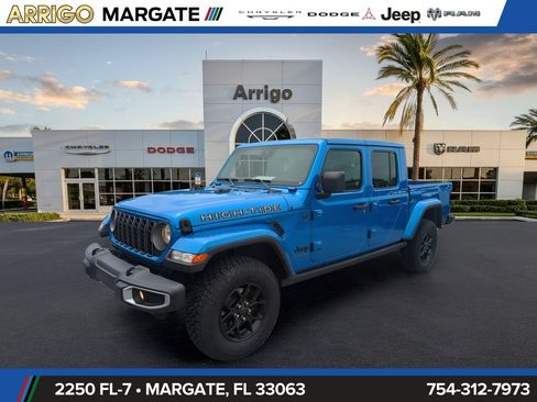 Used 2024 Jeep Gladiator Sport AWD/4WD image 10