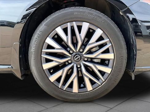 Used 2023 Nissan Altima 2.5 SV AWD/4WD image 10